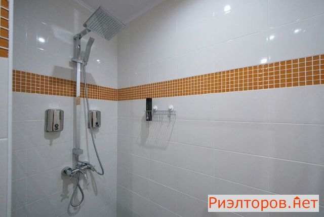 ����� ������ ��������� ����������� ��� 6�2 High Level Hostel (���� �16)