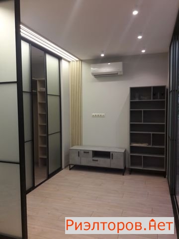 ����� �������� ������������� � 71�2 (���� �6)