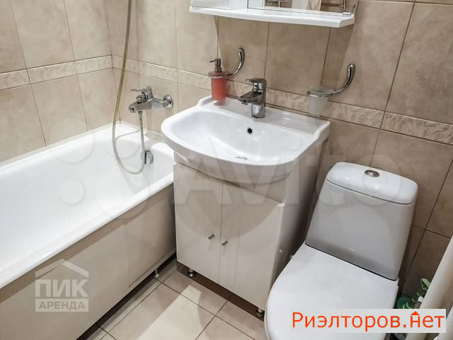 ����� �������� 3-� ���������������� ������ 8� (���� �8)