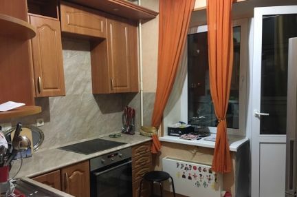 ������ �������� �����.����������� ����� 165� �6 (���� �3)