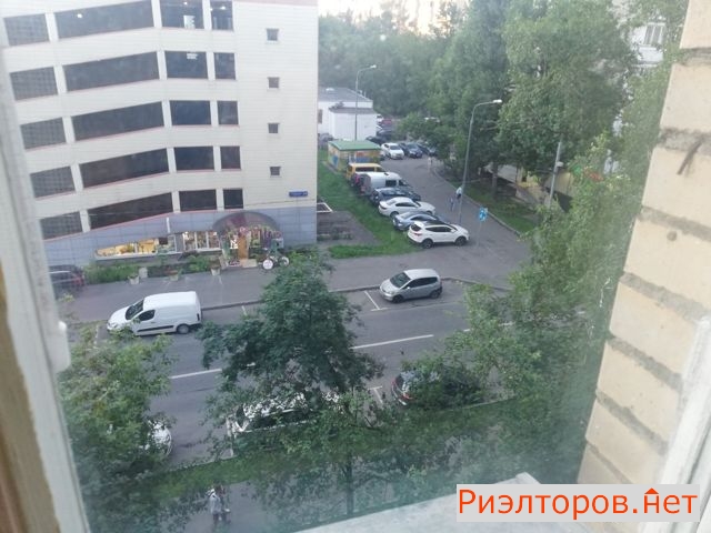 ����� ������� 4-� ������� �������� 27 (���� �9)