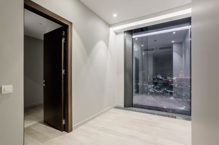 ������ ����������� � �� neva towers (���� �6)