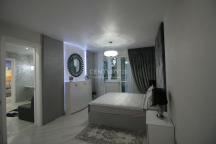 ������ �������� ��. ������������ �. 100 (���� �5)