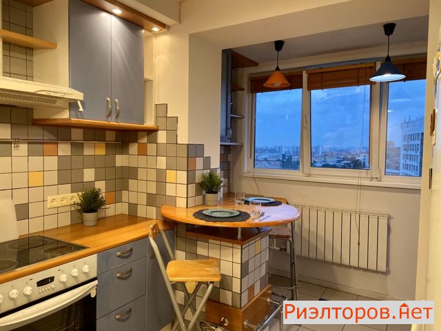 ����� �������� ��������� 1-� ����� �������������� 6� (���� �8)